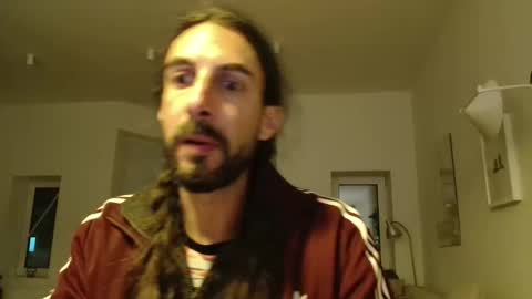 Snapshot of dread1990 chatting on May 2026 10:37:01 PM new profile Aircum99 online show from May 2026 10:37:01 PM