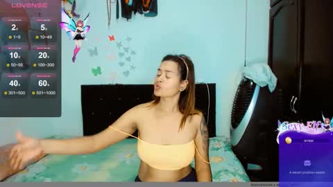 Snapshot of dream__girls69944 chatting on December 2024 12:05:02 PM sharon online show from December 2024 12:05:02 PM