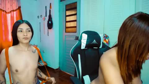 Snapshot of dream__girls69944 chatting on February 2025 04:36:01 PM sharon online show from February 2025 04:36:01 PM