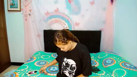 Snapshot of dream__girls69944 chatting on October 2025 11:33:02 AM sharon online show from October 2025 11:33:02 AM