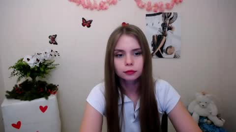 Snapshot of dream_mari chatting on April 2026 08:09:02 AM Mari online show from April 2026 08:09:02 AM
