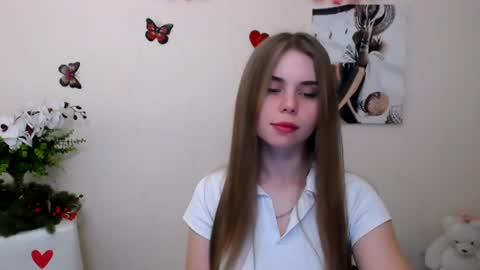 Snapshot of dream_mari chatting on May 2026 05:34:02 AM Mari online show from May 2026 05:34:02 AM