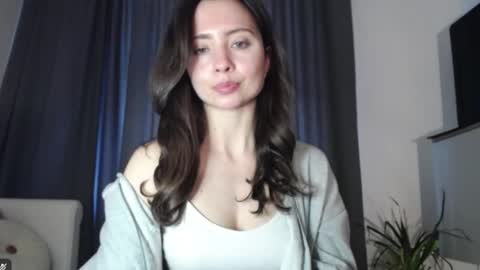 Snapshot of dream_nicole02 chatting on February 2026 07:37:01 AM Nicole online show from February 2026 07:37:01 AM