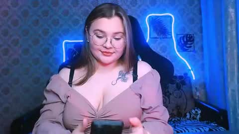 Snapshot of dreamforyoue2 chatting on June 2026 07:18:02 PM dreamforyoue2 online show from June 2026 07:18:02 PM