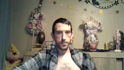 dreamguy38 online show from November 2025 05:08:02 AM