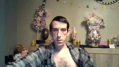 dreamguy38 online show from December 2025 04:17:02 AM