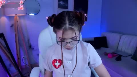 dreamleah_ online show from March 2026 09:53:02 PM