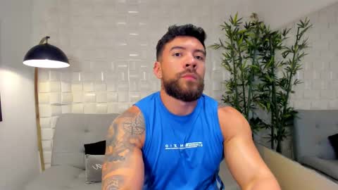 Snapshot of dreammr1 chatting on February 2025 01:50:02 AM cris online show from February 2025 01:50:02 AM