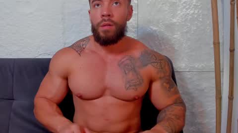 Snapshot of dreammr1 chatting on March 2025 05:57:02 PM cris online show from March 2025 05:57:02 PM