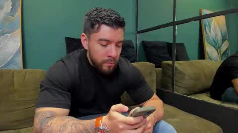 Snapshot of dreammr1 chatting on October 2025 03:31:02 PM cris online show from October 2025 03:31:02 PM