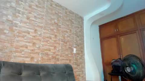 Snapshot of dreams_chloe chatting on July 2026 05:46:01 AM dreams_chloe online show from July 2026 05:46:01 AM