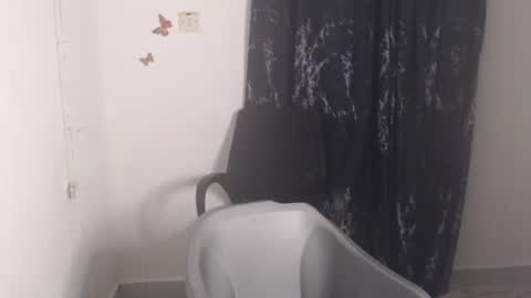 Snapshot of dreamy_wetpussy chatting on May 2026 08:47:01 PM BEAUTY online show from May 2026 08:47:01 PM