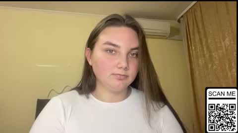 Mila online show from November 2025 03:34:01 PM