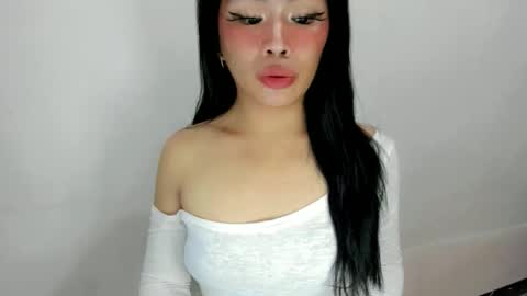 Snapshot of dripqueenxoxo chatting on October 2025 07:11:01 AM miss. Erika online show from October 2025 07:11:01 AM