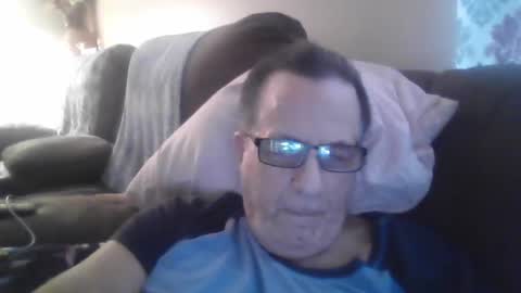 drthick1224 online show from October 2025 08:31:01 PM