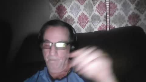 drthick1224 online show from October 2025 01:32:01 PM