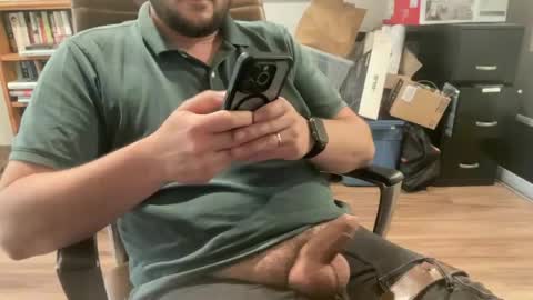 Snapshot of dubhut chatting on June 2026 05:28:01 PM dubhut online show from June 2026 05:28:01 PM