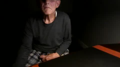 Snapshot of dubl55nikl chatting on February 2025 07:15:01 AM DublNikl online show from February 2025 07:15:01 AM