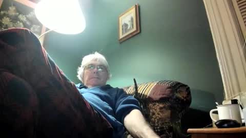 Snapshot of dug38 chatting on April 2026 03:10:02 AM Doug online show from April 2026 03:10:02 AM