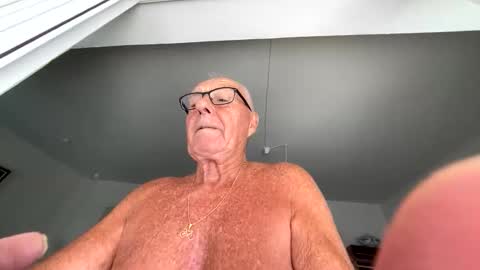 Snapshot of duin8 chatting on September 2025 09:42:02 AM Duin8 online show from September 2025 09:42:02 AM