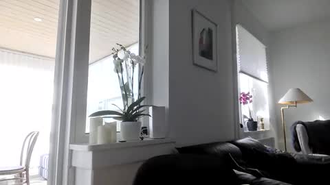 Duin8 online show from April 2026 11:47:02 AM