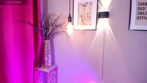 dulce__fiore07 online show from November 2025 02:50:02 PM