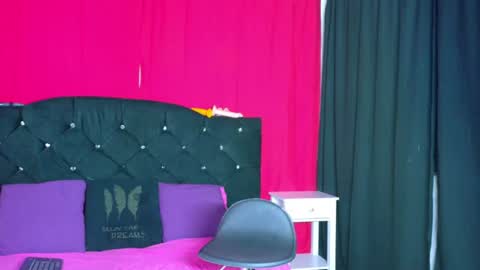 Dulce Alexandra online show from June 2026 08:00:02 PM