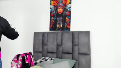 Dulce amg online show from February 2025 11:10:02 AM