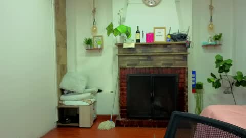 C E L E S T E  online show from April 2026 02:35:01 PM