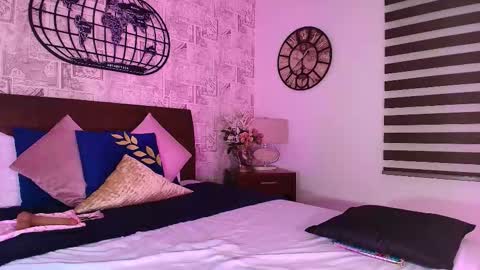 DULCE  online show from December 2025 11:59:01 AM