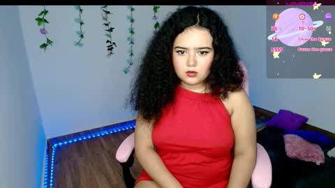 Snapshot of dulce_julieta_ chatting on December 2024 01:48:01 AM Dulce online show from December 2024 01:48:01 AM