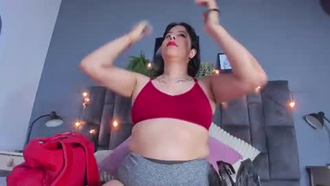 Snapshot of dulceaurora_ chatting on July 2026 01:02:02 AM DULCE AURORA online show from July 2026 01:02:02 AM