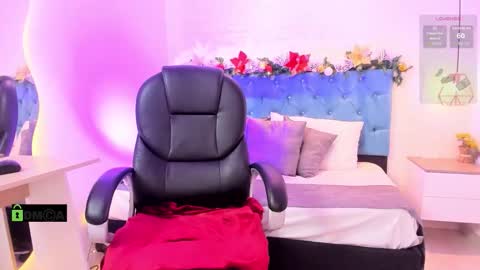 Dulce Baker online show from December 2025 03:35:02 AM