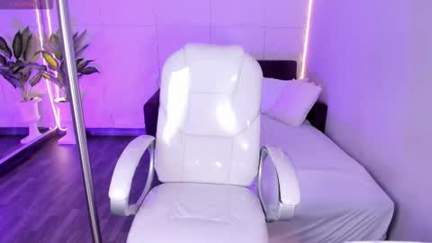 Snapshot of dulcegreem chatting on February 2026 08:13:02 PM Dulce online show from February 2026 08:13:02 PM