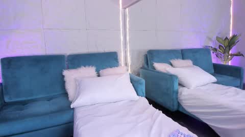 Snapshot of dulcegreem chatting on February 2026 07:23:01 PM Dulce online show from February 2026 07:23:01 PM