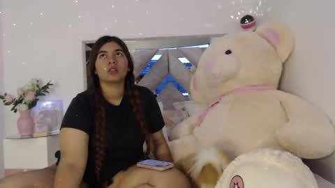 Snapshot of dulcejoness chatting on May 2026 01:00:01 AM dulcejoness online show from May 2026 01:00:01 AM