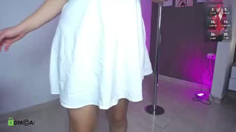 Dulce Rose online show from October 2025 09:45:01 PM