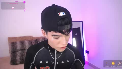 Dulcey online show from November 2025 10:45:02 PM