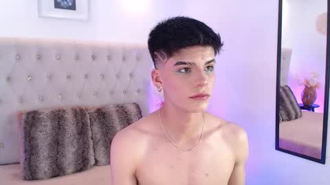 Dulcey online show from November 2025 04:02:02 AM