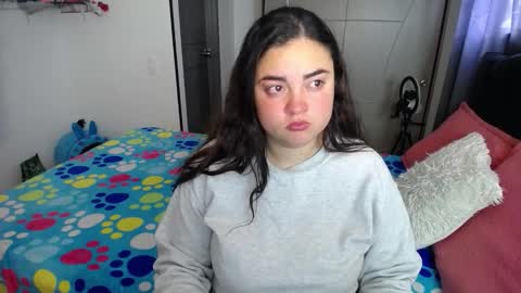 Snapshot of dumont_model chatting on December 2025 06:47:01 PM Nicole online show from December 2025 06:47:01 PM