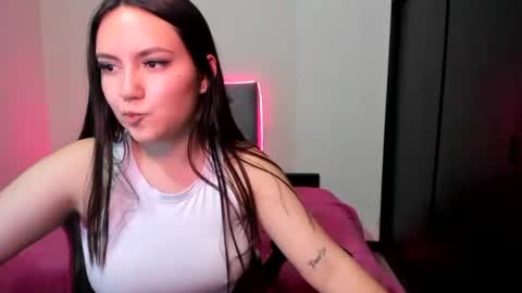 Snapshot of duqueza4you chatting on February 2025 11:44:02 AM Katia online show from February 2025 11:44:02 AM