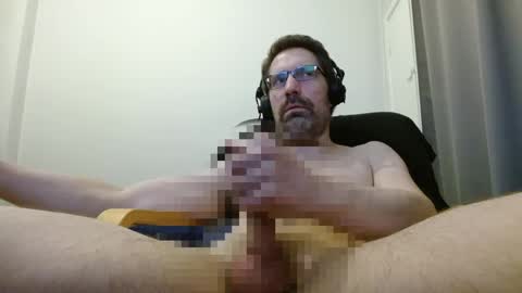 Snapshot of durden69_ chatting on April 2026 12:49:02 AM Durden69 online show from April 2026 12:49:02 AM