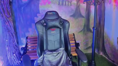 duskybeautyy online show from December 2025 12:36:02 PM