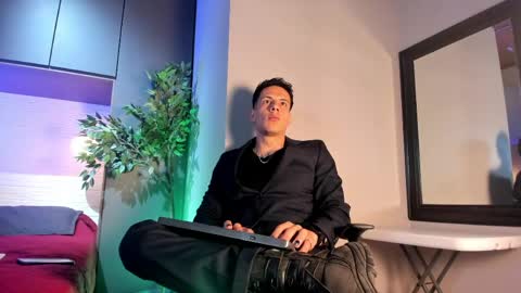 Snapshot of dustin_sonne chatting on June 2026 03:31:01 AM Dustin Sonne online show from June 2026 03:31:01 AM