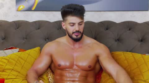 Dustin online show from February 2025 01:05:02 AM