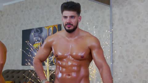 Dustin online show from February 2025 07:38:01 AM