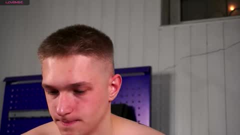 Dustyn online show from December 2025 03:06:01 PM