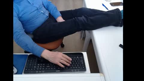 dutchpornking2 online show from April 2026 02:36:02 PM