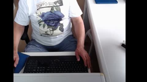 Snapshot of dutchpornking2 chatting on June 2026 06:11:01 AM dutchpornking2 online show from June 2026 06:11:01 AM