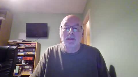 DutchUncleJohn online show from November 2025 08:52:01 PM